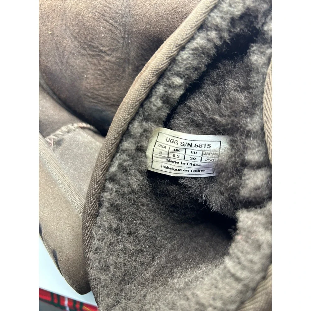 UGG Australia Tall Boots Chocolate Brown‎ Suede Sheepskin Lined Size 8